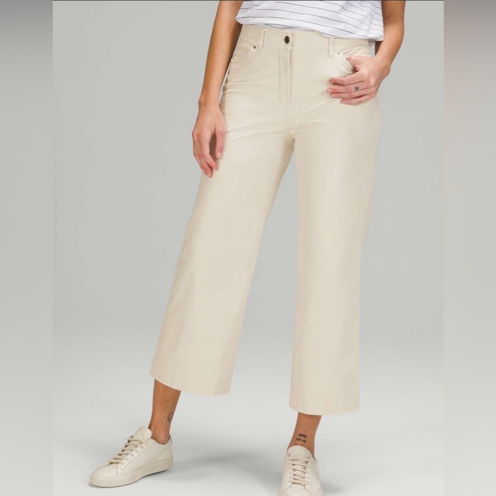 Lululemon City Sleek 5 Pocket Wide-Leg High Rise 7/8 Length Pant
White Opal